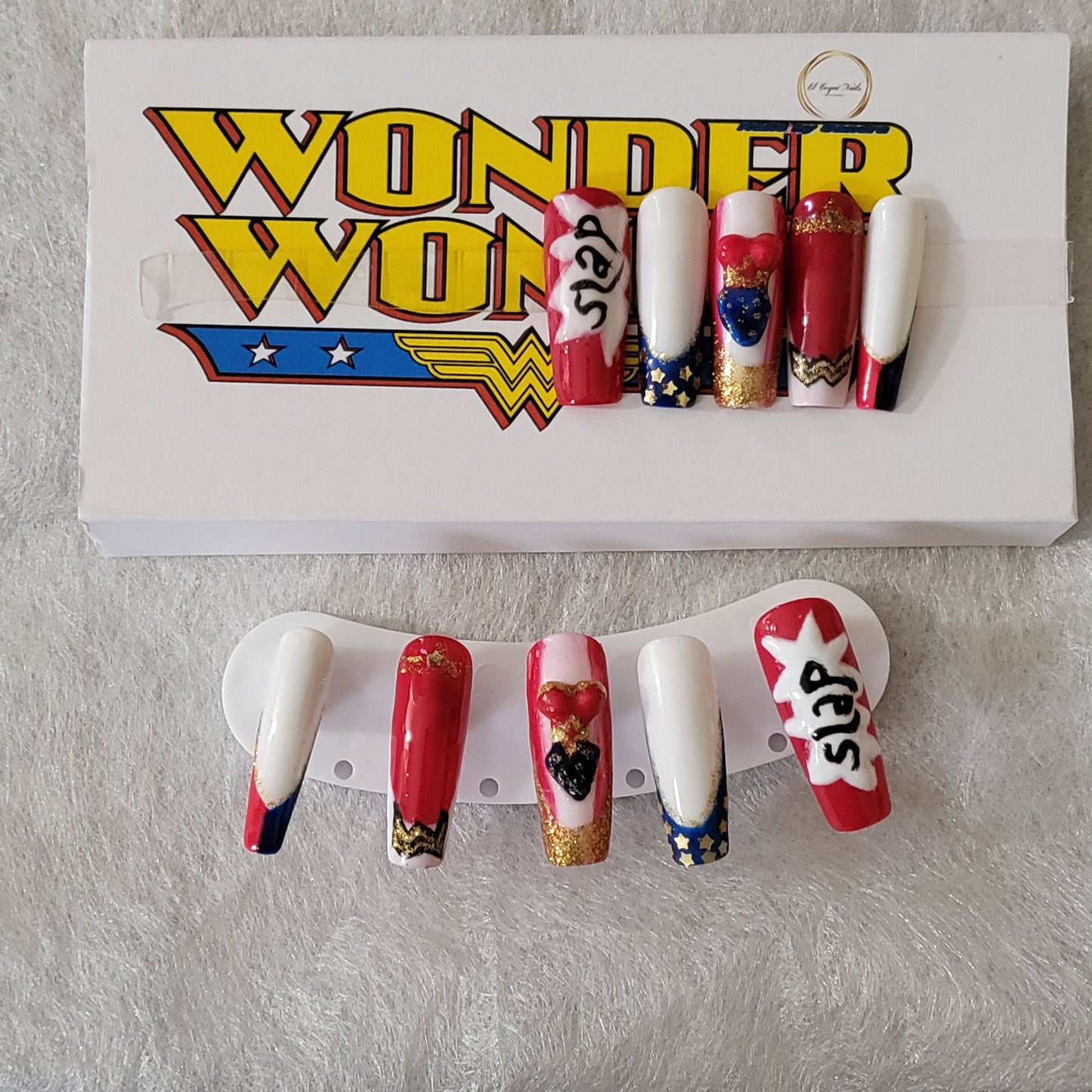 Halloween Wonder Woman    (H-102)